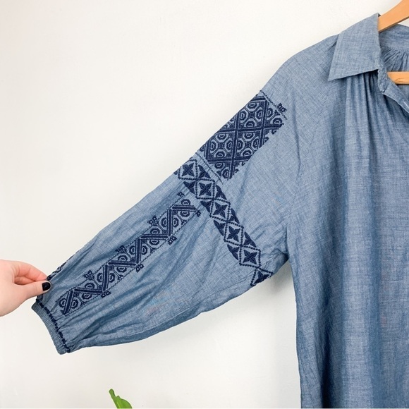 Nili Lotan Abby Romanian Chambray Embroidered Top Sz XS - Picture 5 of 10